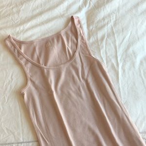 Gap tank top